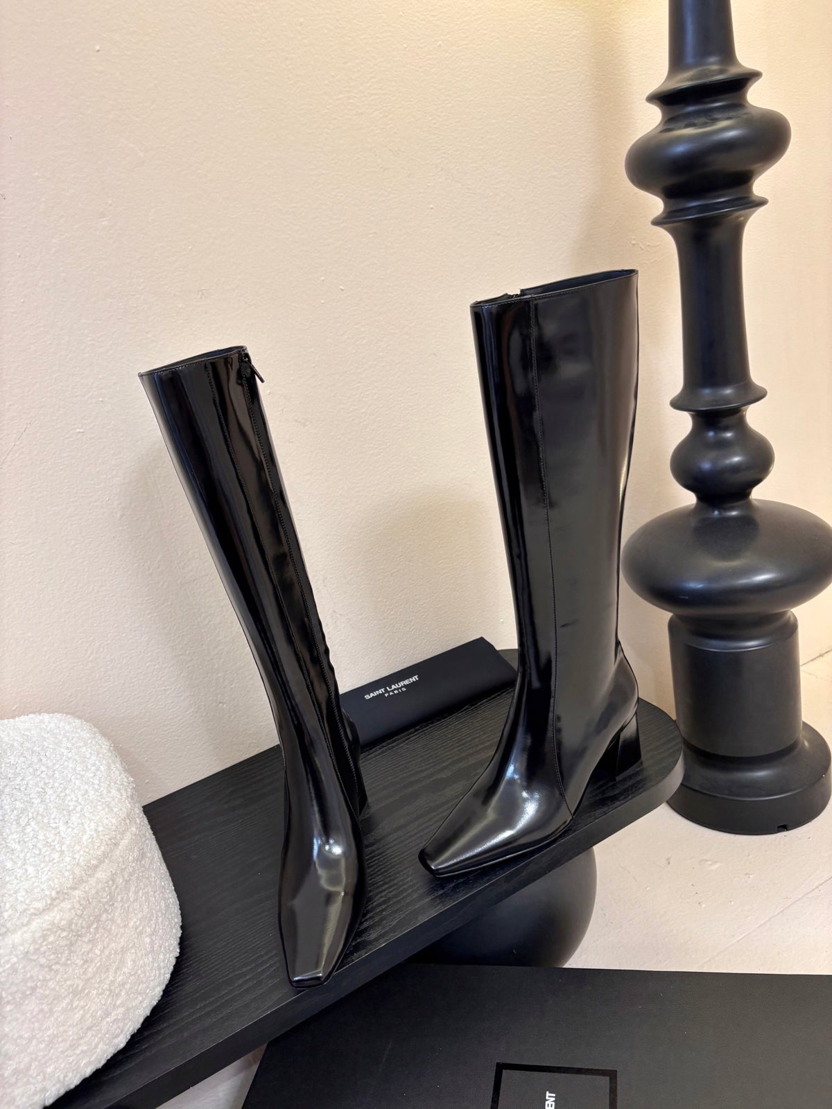 PATENT KNEE-HIGH BLOCK HEEL BOOTS