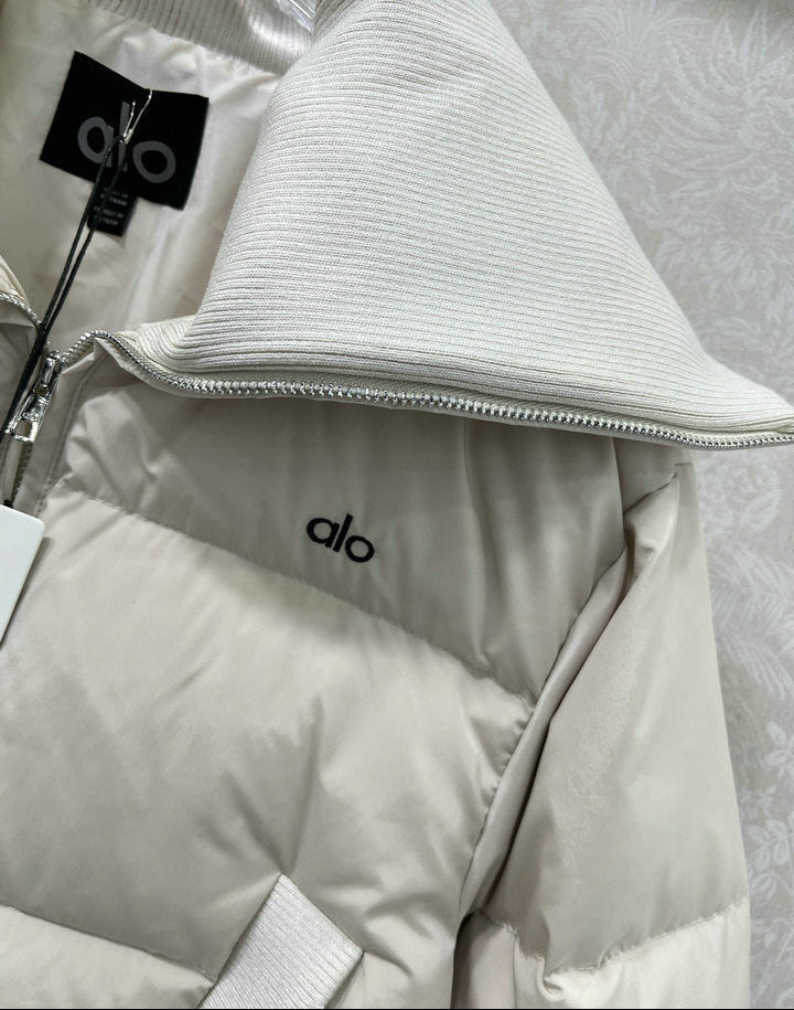 CROPPED PUFFER JACKET WITH HIGH COLLAR