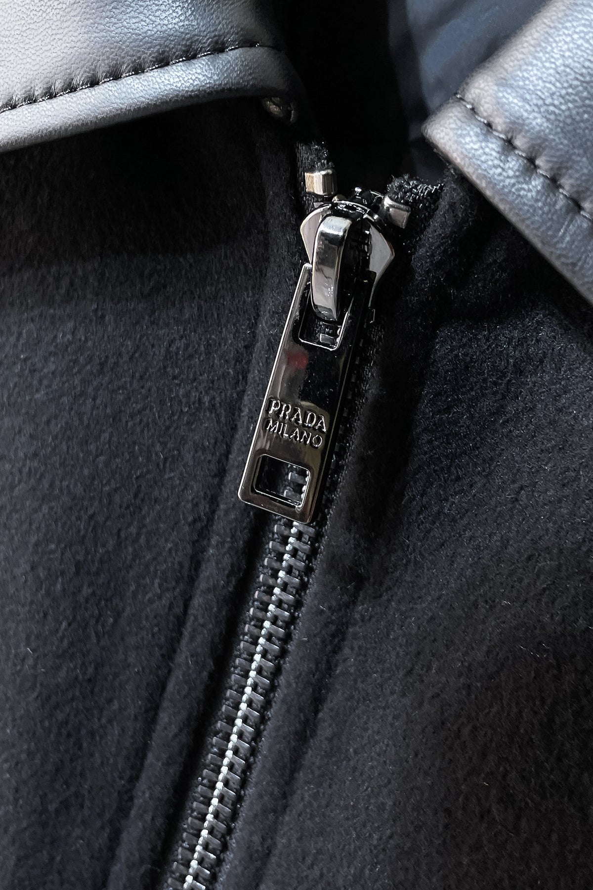 BLACK WOOL-BLEND JACKET WITH LEATHER DETAILS