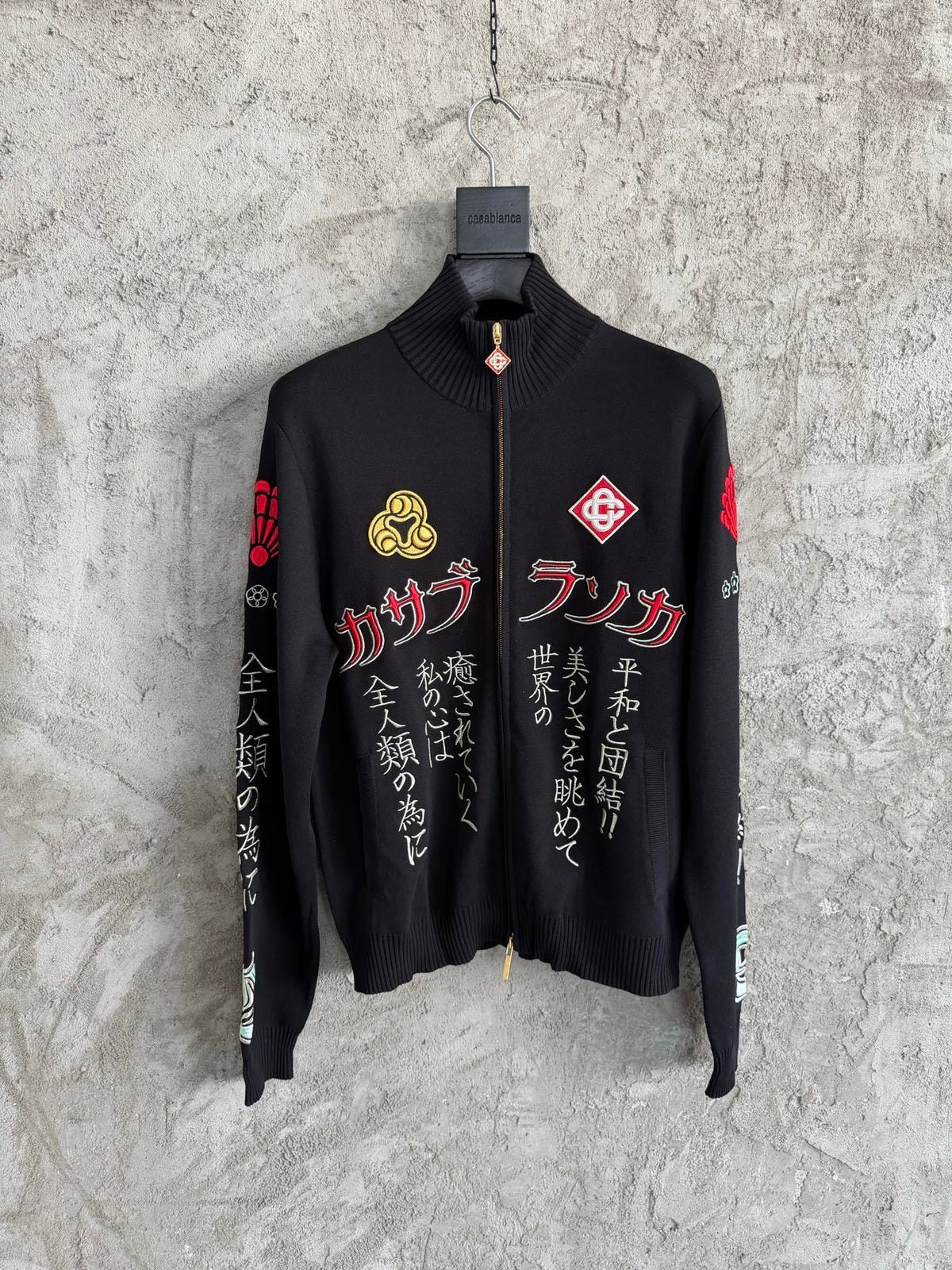GRAPHIC EMBROIDERED ZIP-UP KNIT JACKET