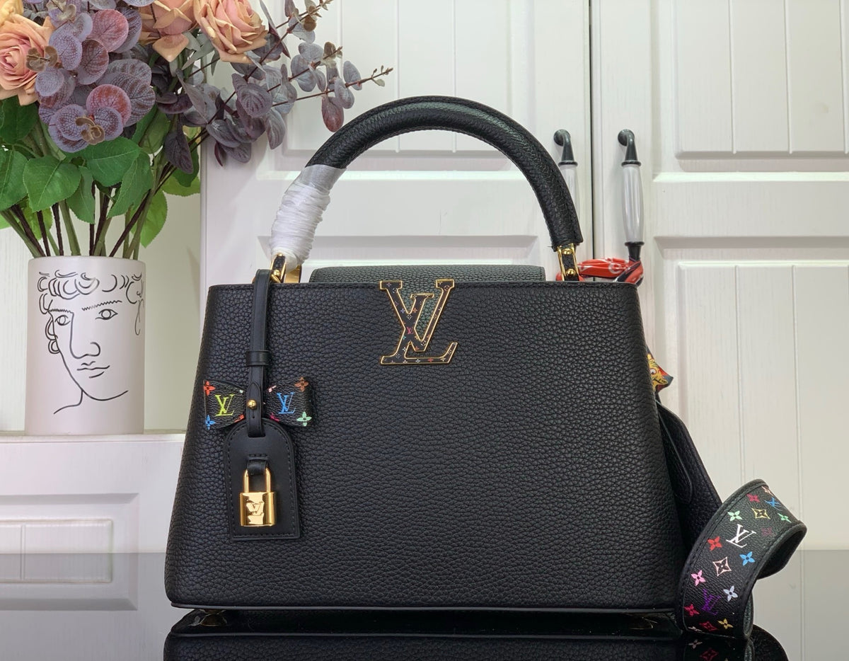 ELEGANTE STATEMENT-TASCHE MIT HEBEL 