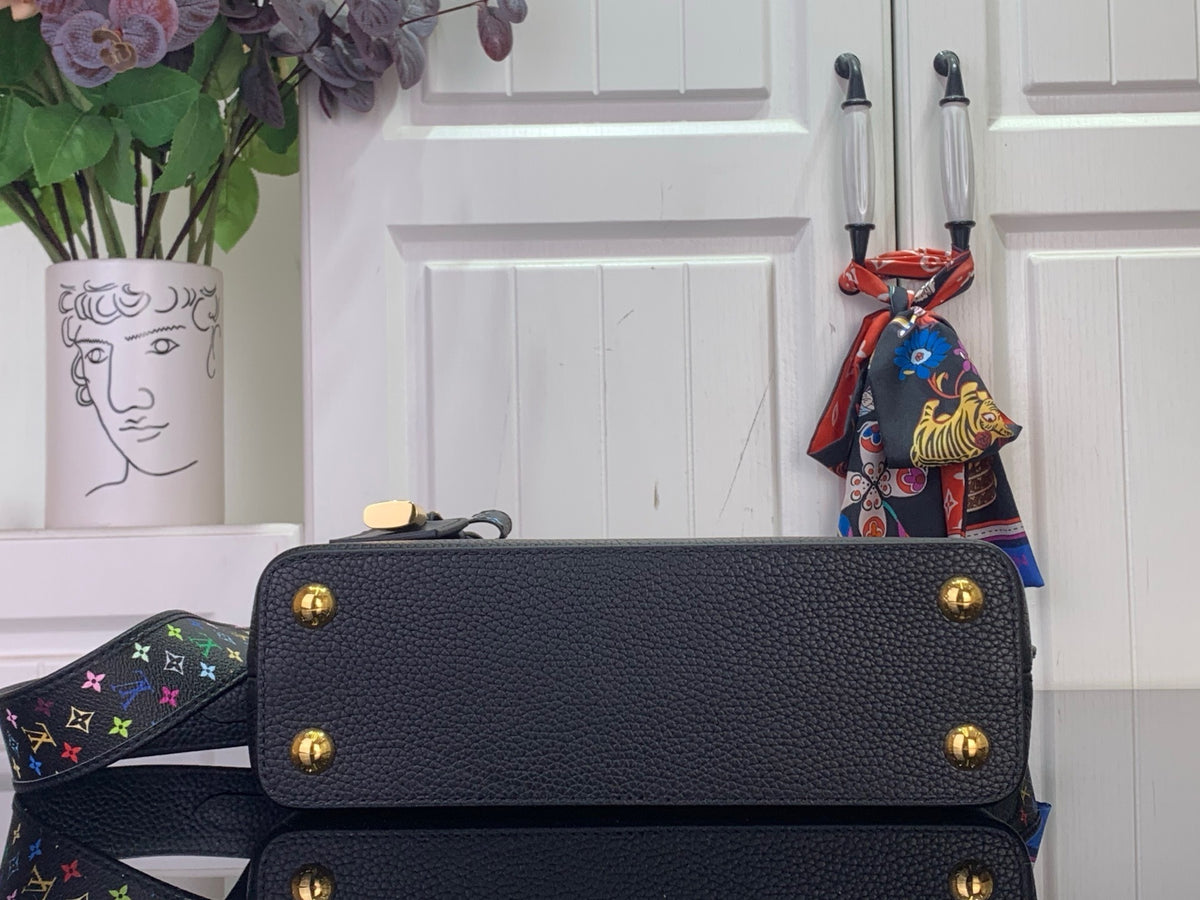 ELEGANTE STATEMENT-TASCHE MIT HEBEL 