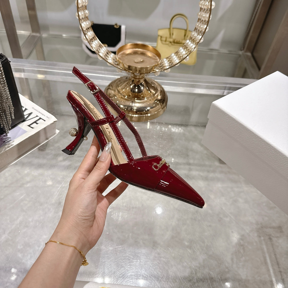 PATENT SLINGBACK KITTEN HEELS – BURGUNDY