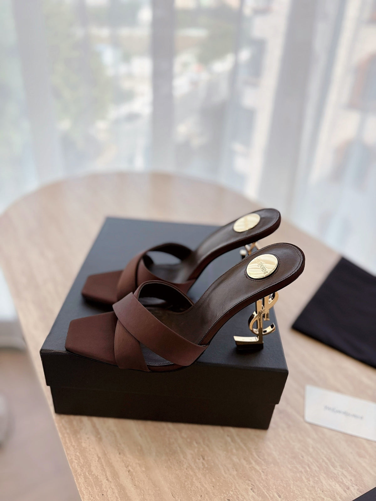 BROWN MINIMAL HEEL SANDALS