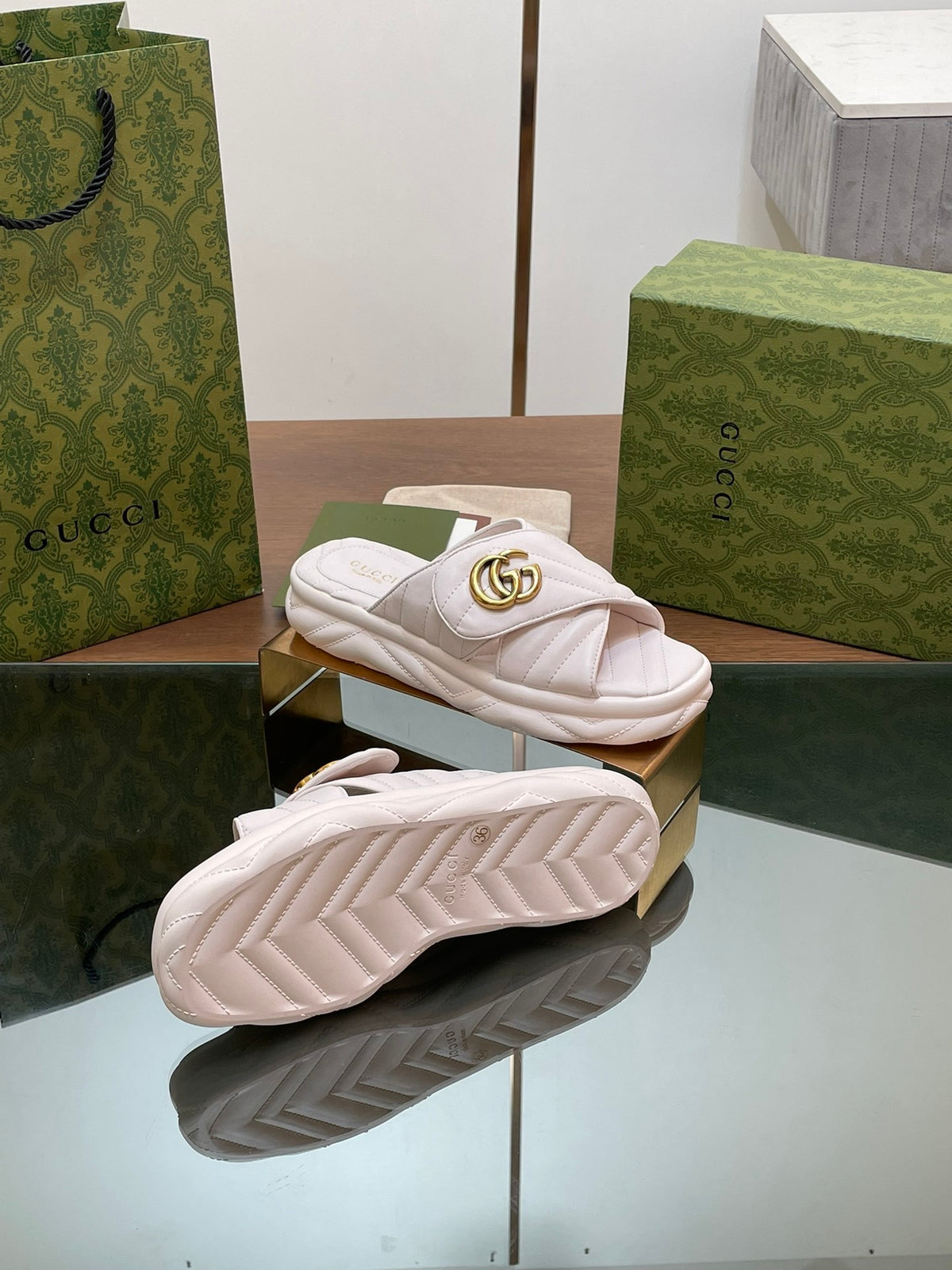 QUILTED PLATFORM SLIDE SANDALS – SOFT IVORY