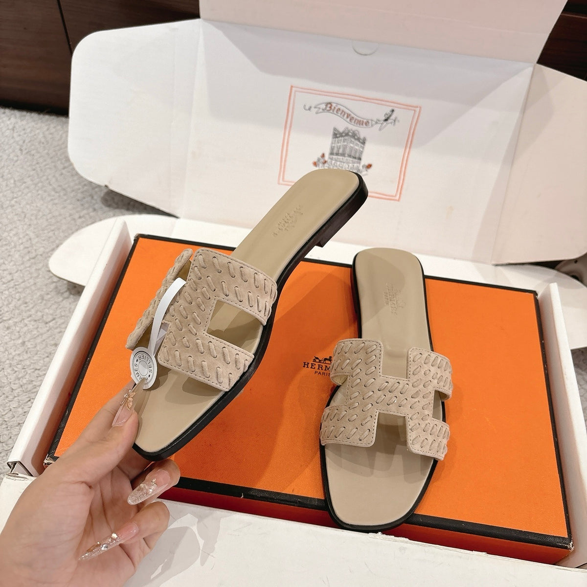 SAND BEIGE SUEDE SLIDE SANDALS