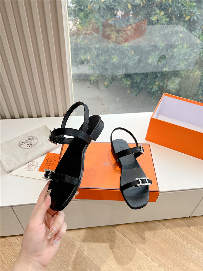 BLACK BUCKLE STRAP FLAT SANDALS