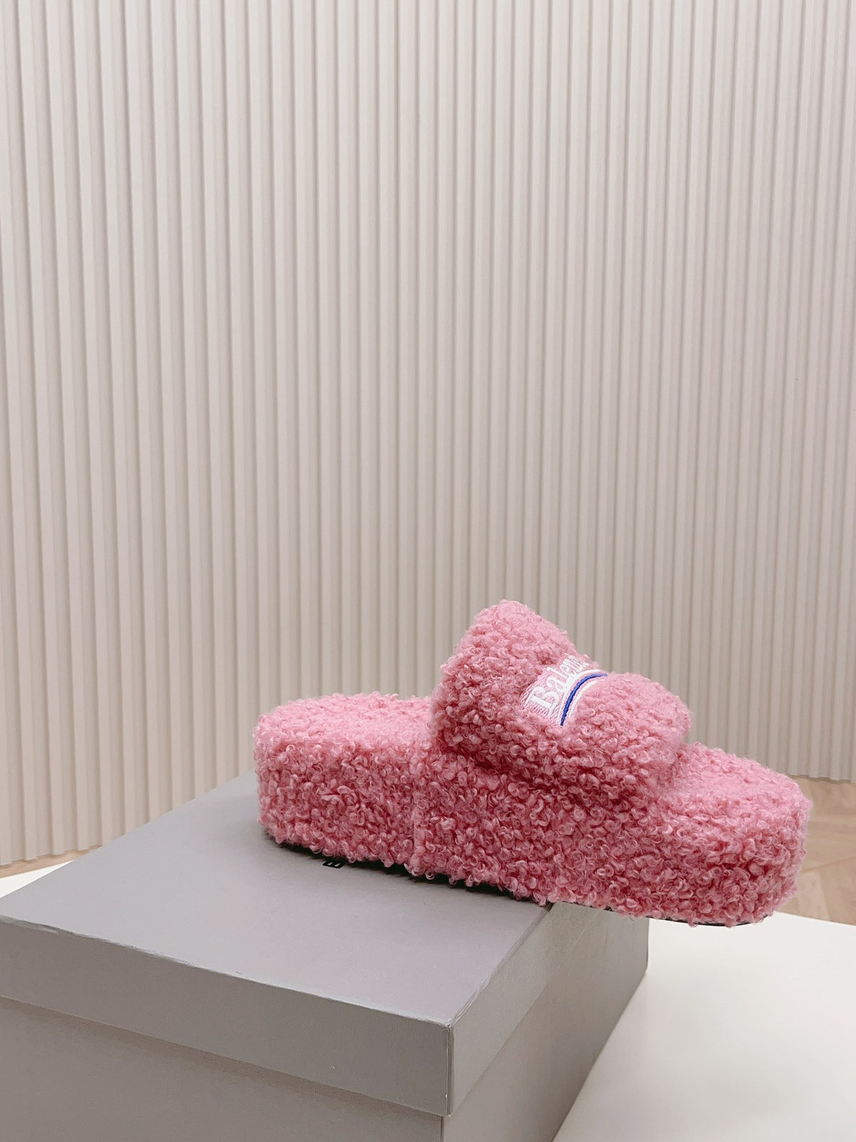 PINK SHERPA LOGO PLATFORM SLIDE SANDALS