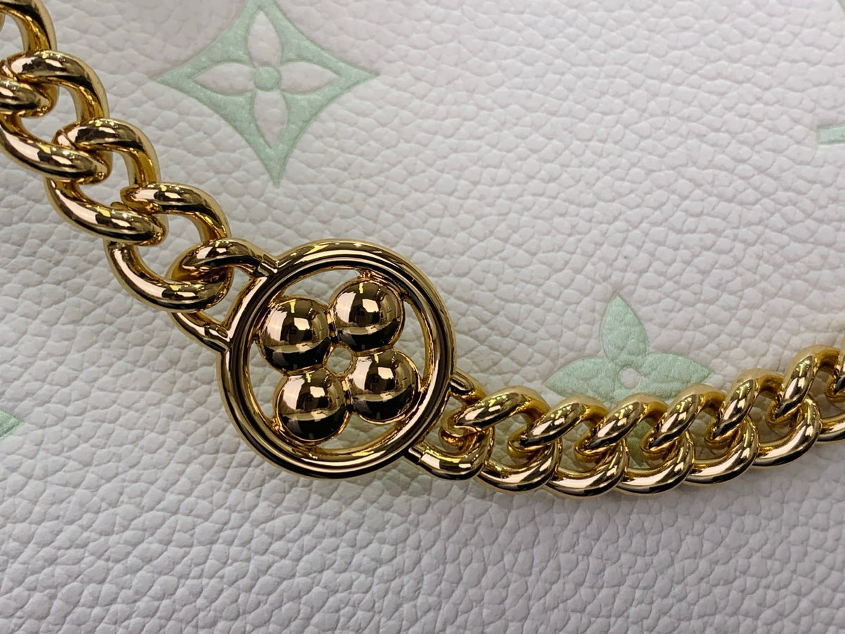 CHAIN ACCENT SHOULDER BAG