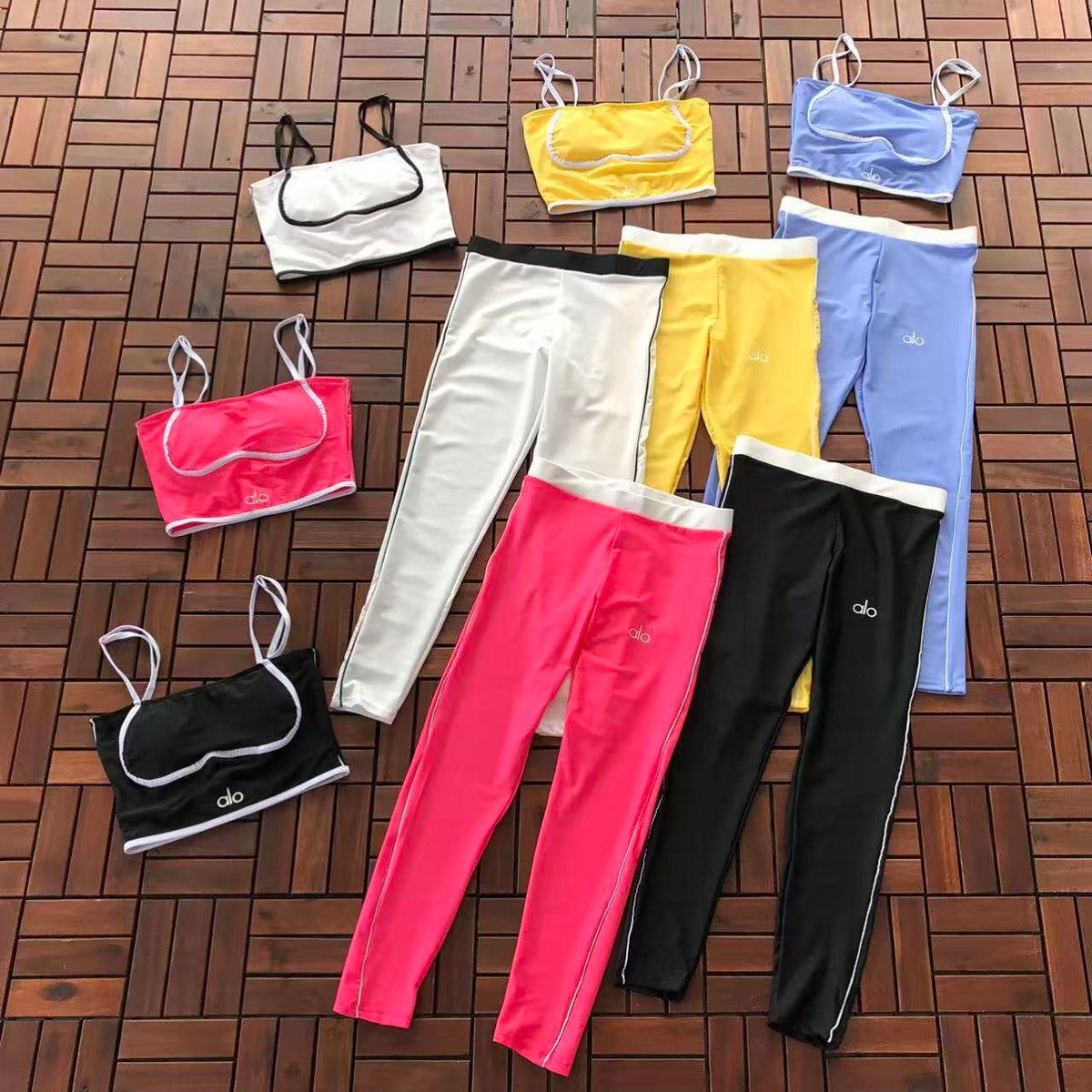 ACTIVEWEAR BRA & LEGGINGS SET