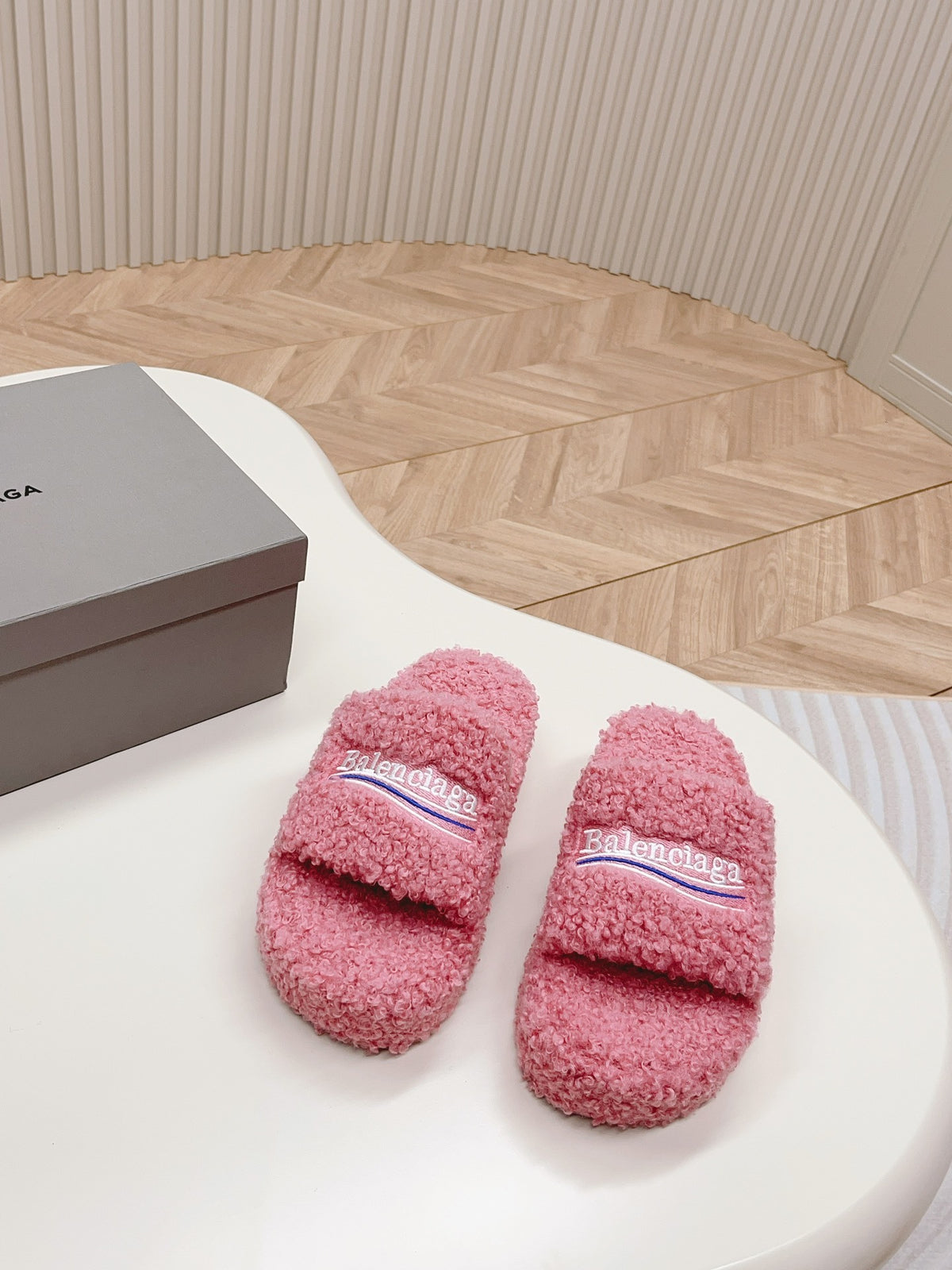 PINK SHERPA LOGO PLATFORM SLIDE SANDALS