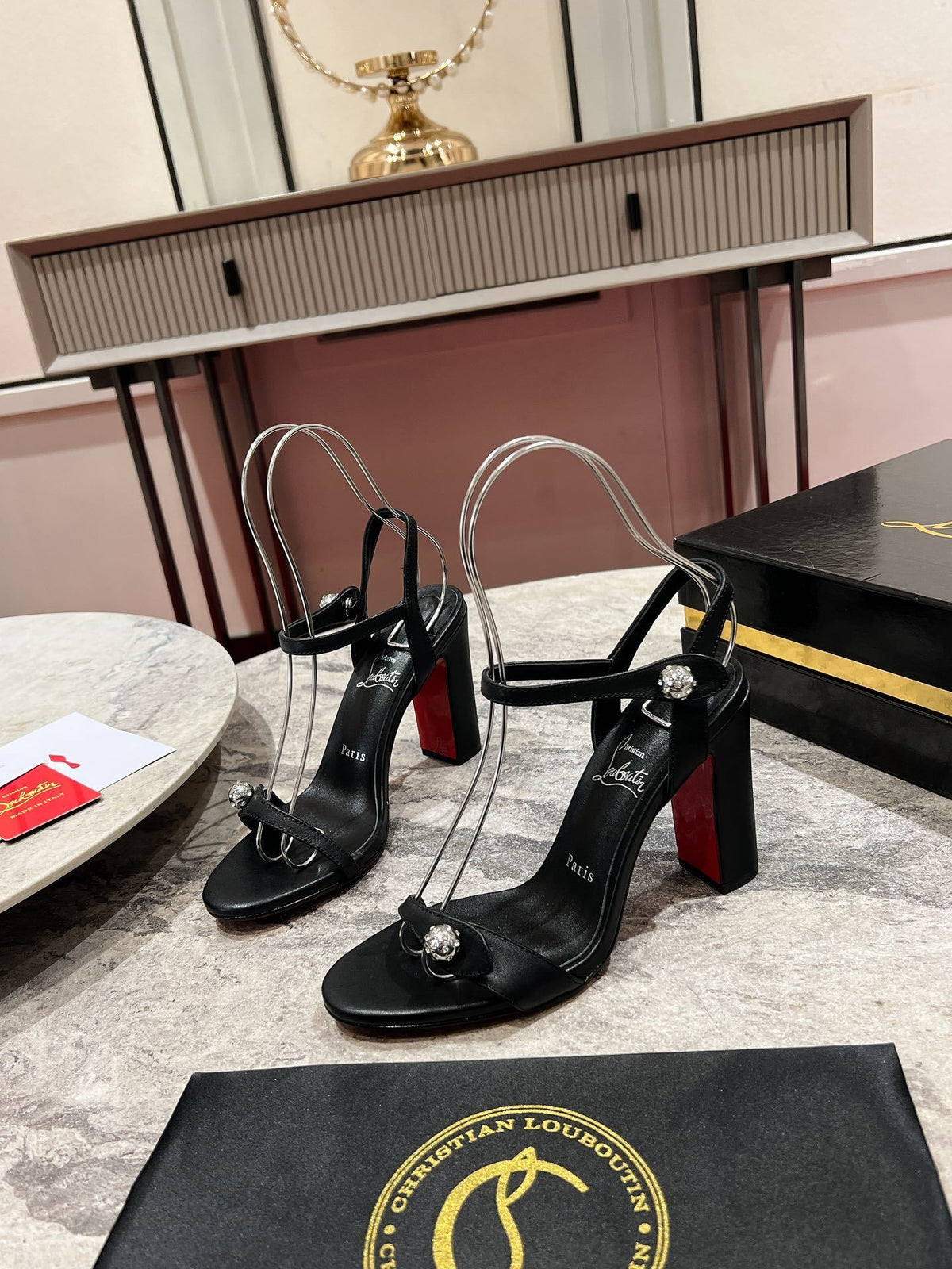 BLACK STRAPPY HEELS WITH CRYSTAL DETAIL