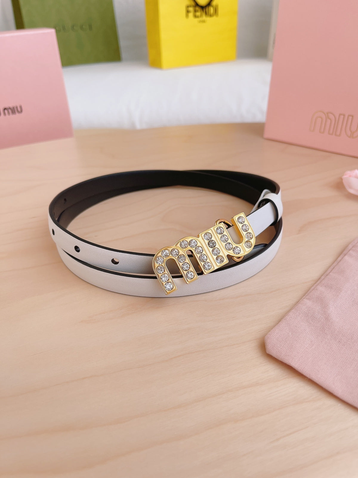 WHITE LEATHER BELT WITH CRYSTAL LETTER BUCKLE