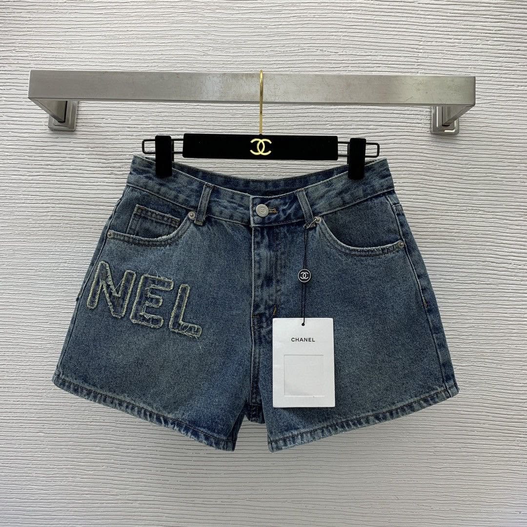 EVERYDAY SHORTS