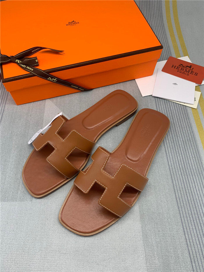 H-CUT LEATHER SLIDES